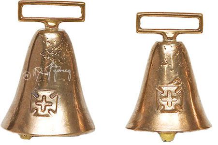 Oval bell number 7 emblem cross pin