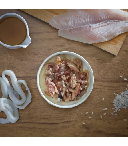 Fish4Cats Comida H&uacute;meda Lata Caballa Con Calamar para Gatos